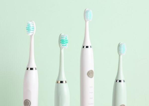 聲波震動(dòng)電動(dòng)牙刷