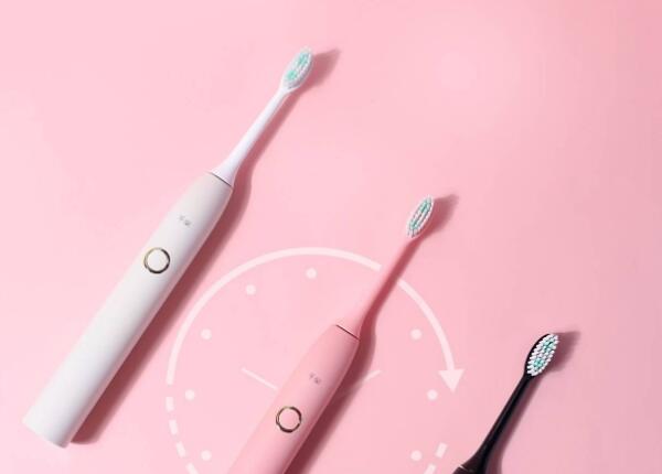 手動和自動牙刷哪個好用？一篇總結(jié)：牙刷就這樣挑！