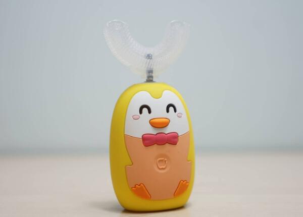 u形兒童牙刷使用方法：u形牙刷該怎么護理？