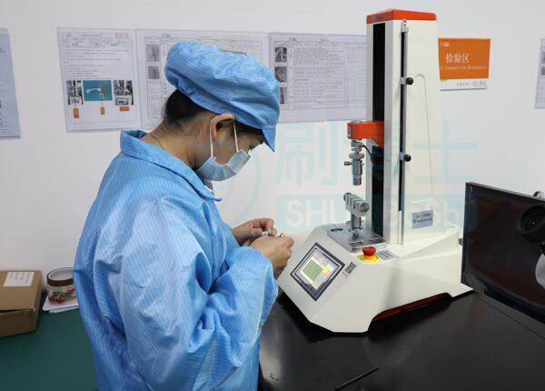 如何選擇適合自己的電動(dòng)牙刷OEM廠家